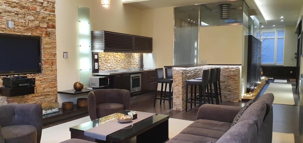 Lux Premier Apartment
